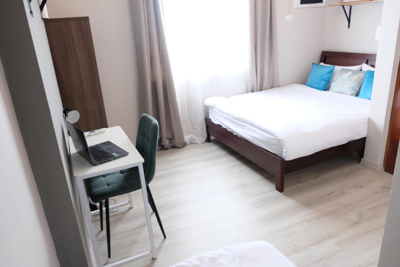 2-Bedroom Boutique City Condo - Newly Renovated! Себу Экстерьер фото