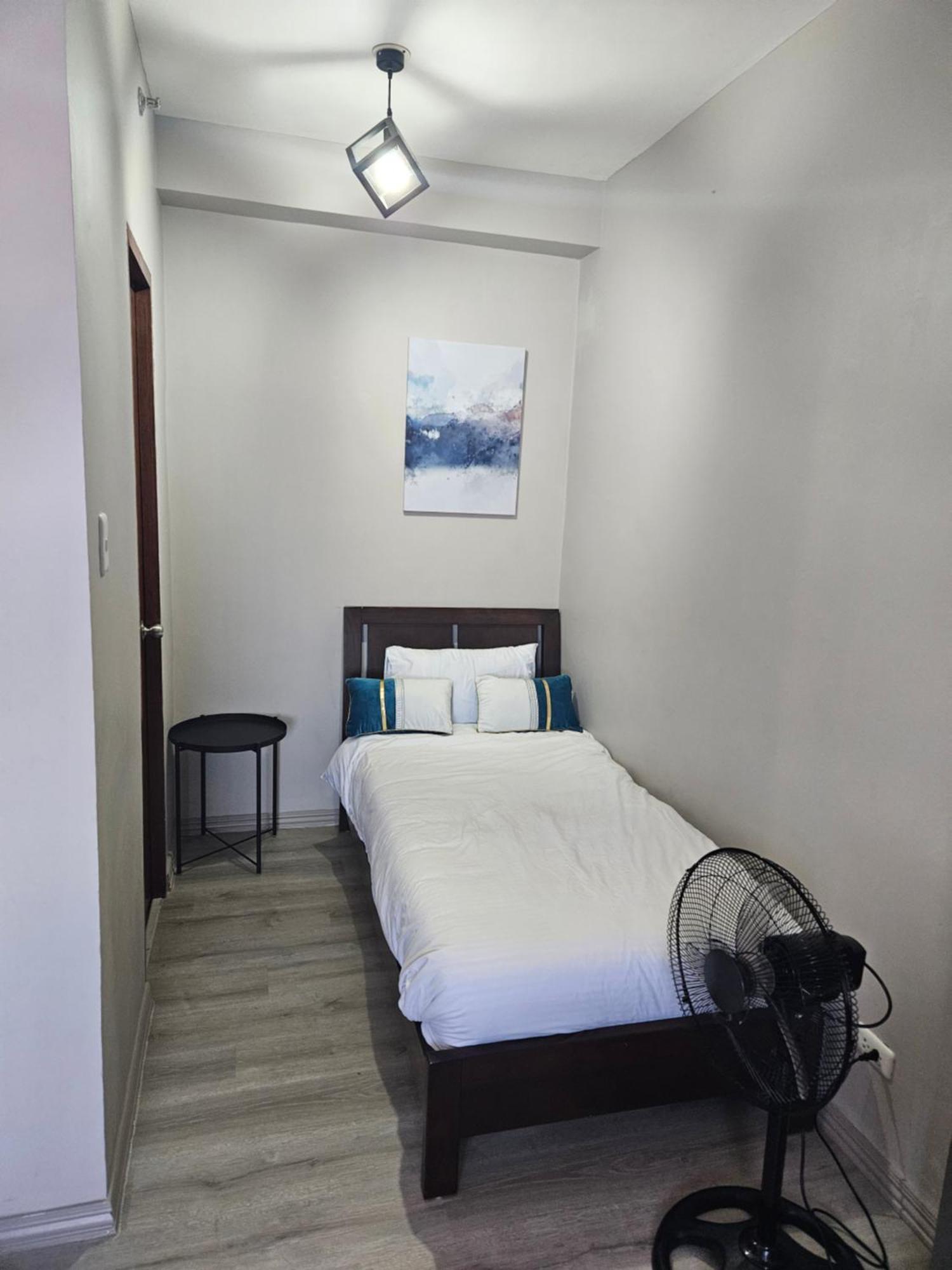 2-Bedroom Boutique City Condo - Newly Renovated! Себу Экстерьер фото
