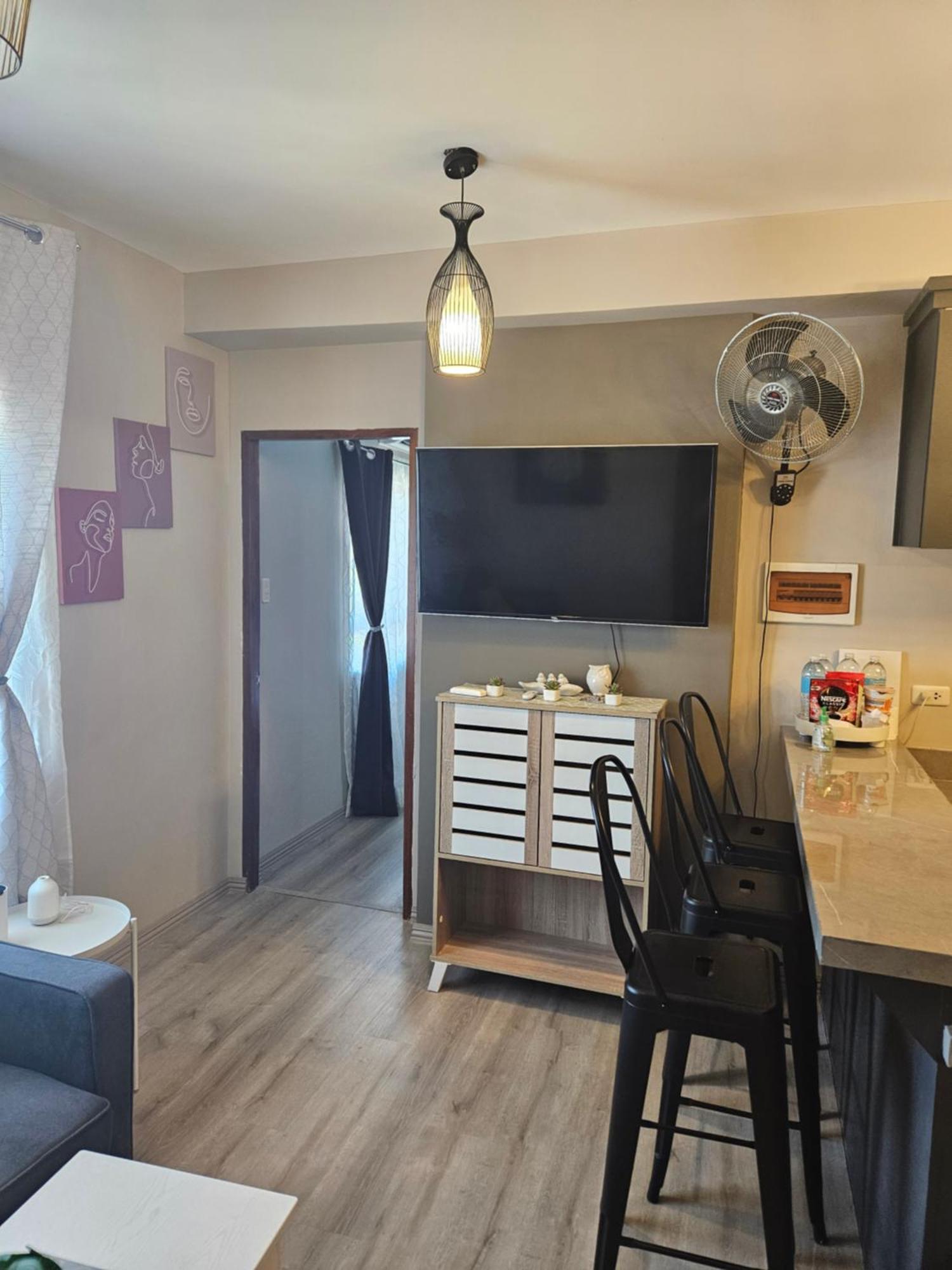 2-Bedroom Boutique City Condo - Newly Renovated! Себу Экстерьер фото