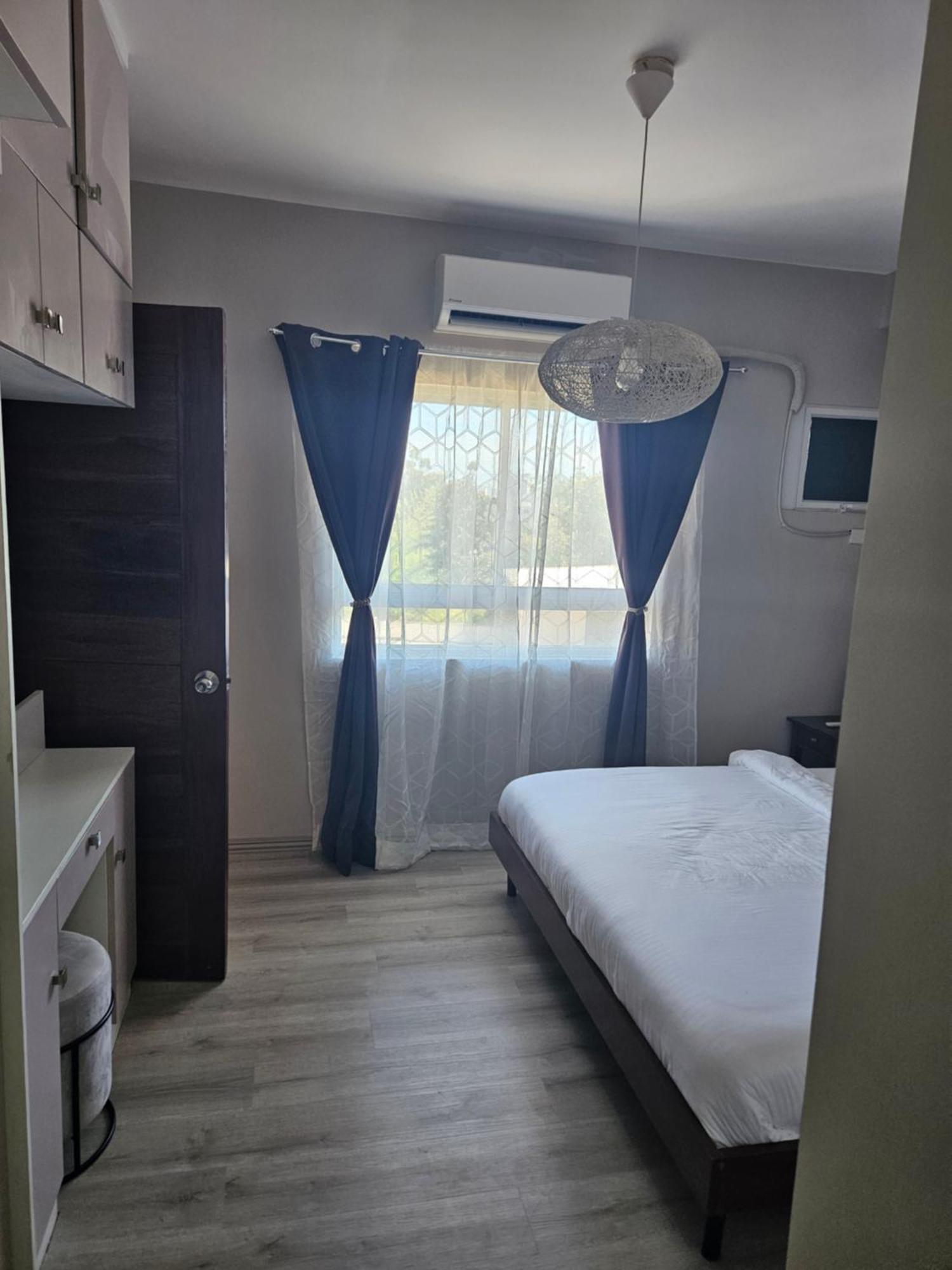 2-Bedroom Boutique City Condo - Newly Renovated! Себу Экстерьер фото